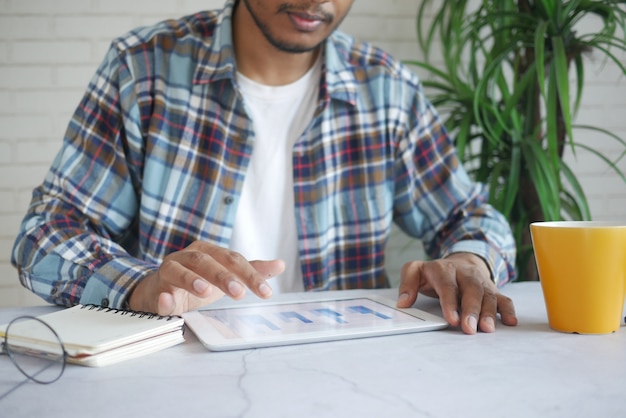 Maximize Your 2025 Employee Benefits: HSA & 401(k) Guide
