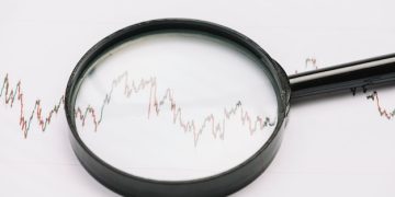 Investing in Small-Cap Stocks: A Guide to High-Growth Opportunities - Cover Image