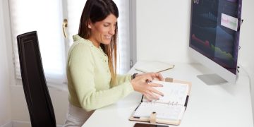 ESPP Guide: Maximize Your Employee Stock Purchase Plan - Cover Image