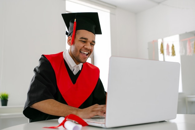 Maximize Your Potential: A 2025 Guide to Tuition Reimbursement Programs